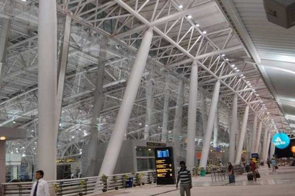 Chennai Airport Pickup and Drop - Chennai Airport terminal
